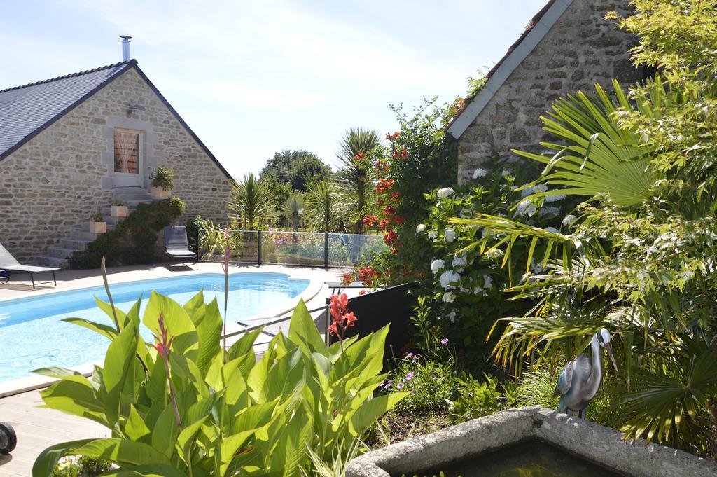 La Ferme De Kerraoul Bed & Breakfast Combrit Bagian luar foto